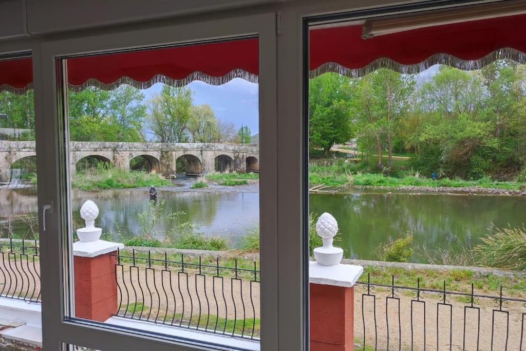 Вілла Casa La Riera Salinas De Pisuerga Екстер'єр фото